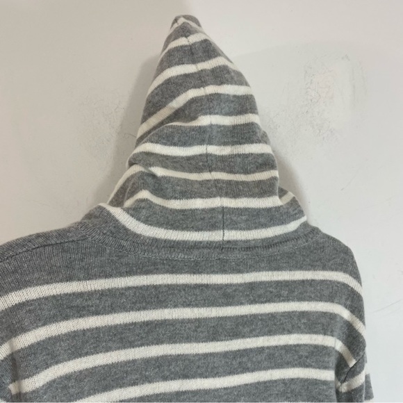 JW Anderson Uniqlo Sweater Pullover Hoodie Medium Wool Cream Gray Striped. - Picture 4 of 9